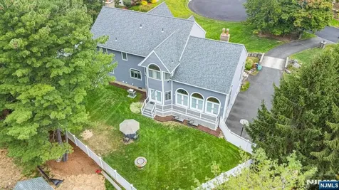 5 Williams Crest Park Ridge NJ 07656