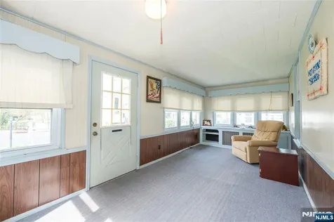 11 Oak Grove Road Caldwell NJ 07006