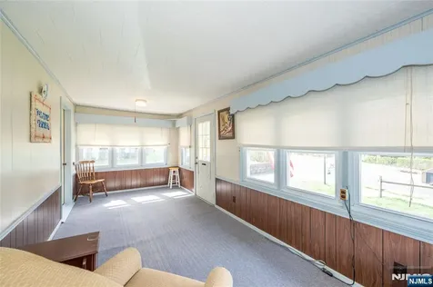 11 Oak Grove Road Caldwell NJ 07006