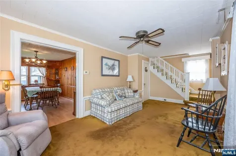 11 Oak Grove Road Caldwell NJ 07006