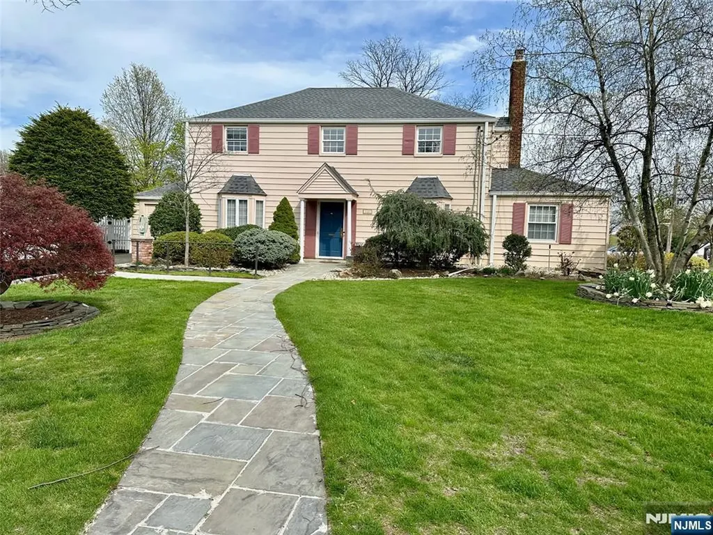 440 Bogert Road River Edge NJ 07661