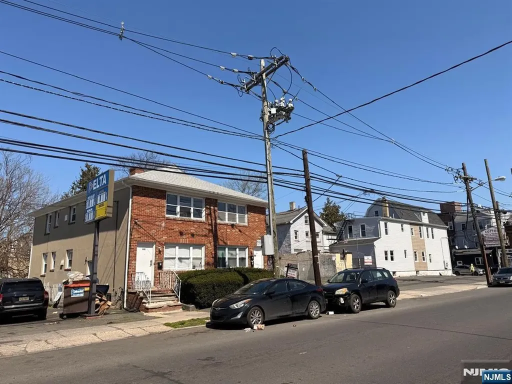 810 18th Avenue Irvington NJ 07111