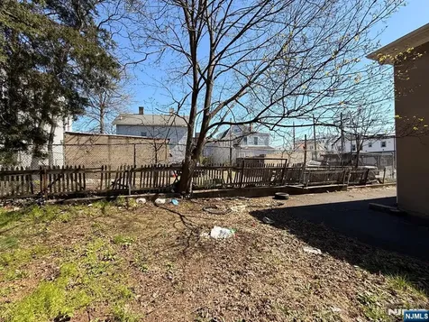 810 18th Avenue Irvington NJ 07111