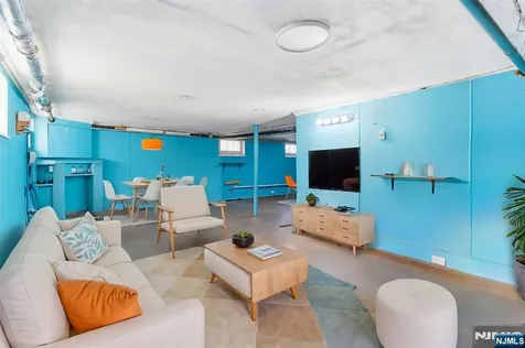 327 Field Place Hillside NJ 07205