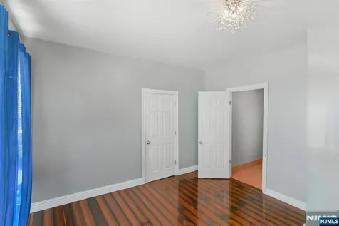 449 Orange Street Newark NJ 07107