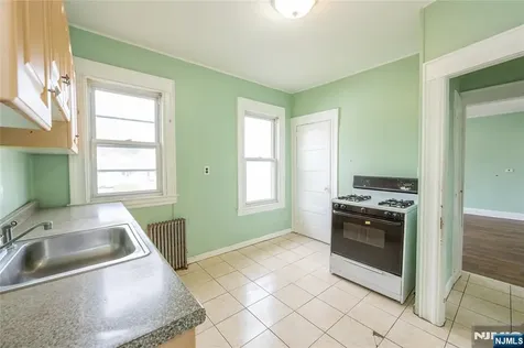 129 Howard Avenue Passaic NJ 07055