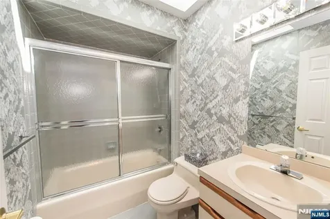 141 Wedgewood Drive Woodland Park NJ 07424