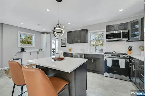 34 Shadyside Avenue Dumont NJ 07628
