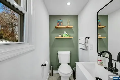 34 Shadyside Avenue Dumont NJ 07628