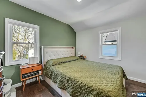 34 Shadyside Avenue Dumont NJ 07628