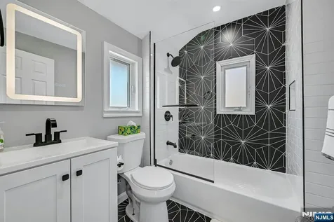 34 Shadyside Avenue Dumont NJ 07628