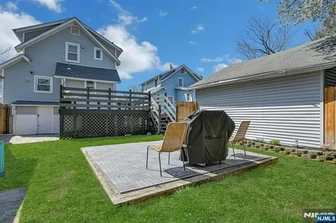 34 Shadyside Avenue Dumont NJ 07628