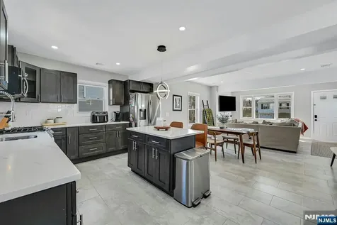 34 Shadyside Avenue Dumont NJ 07628
