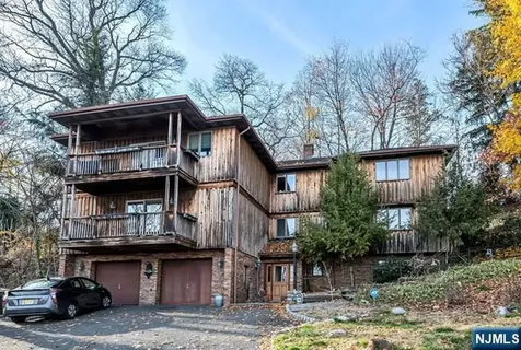 40 Ridge Road Ridgewood NJ 07450