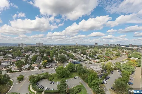 6 Horizon Fort Lee NJ 07024