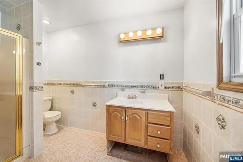 253 Maplewood Avenue Bogota NJ 07603
