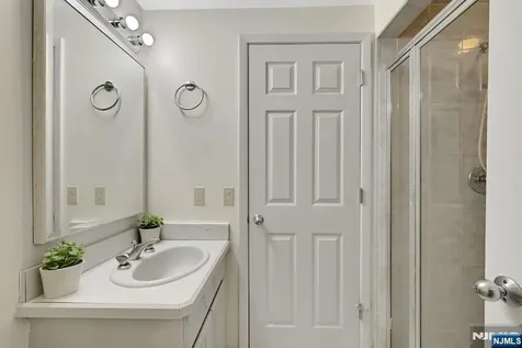 618 Fir Court Norwood NJ 07648