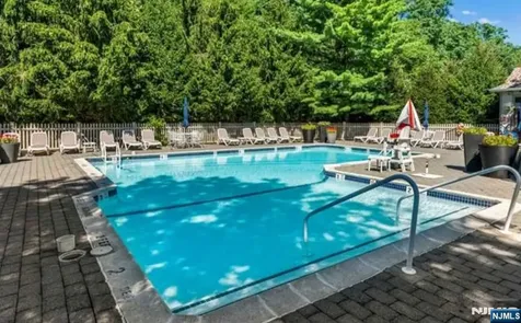 618 Fir Court Norwood NJ 07648