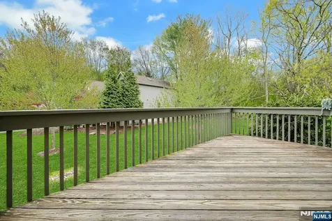 618 Fir Court Norwood NJ 07648