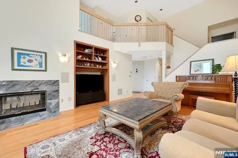 618 Fir Court Norwood NJ 07648