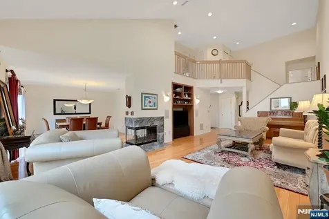 618 Fir Court Norwood NJ 07648