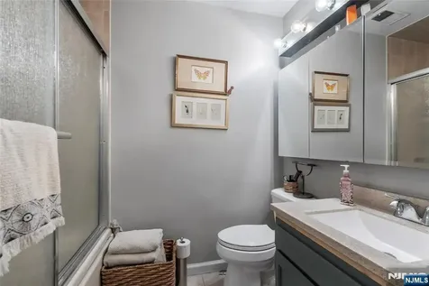47 Manchester Lane West Milford NJ 07480