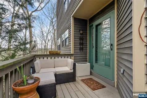 47 Manchester Lane West Milford NJ 07480