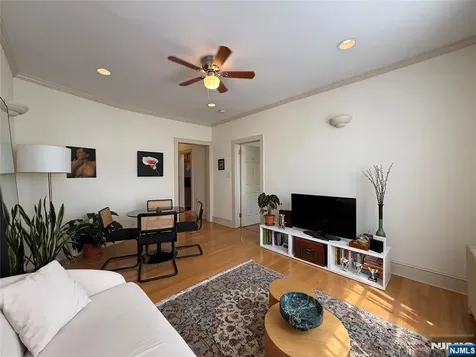 215 Orient Way Rutherford NJ 07070