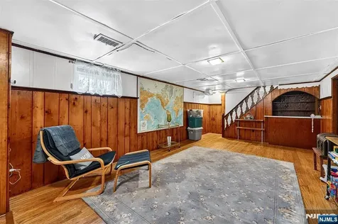 68 Ilford Avenue North Arlington NJ 07031