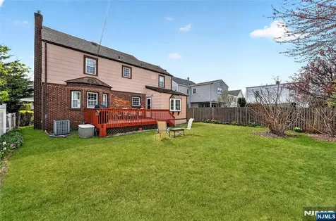 68 Ilford Avenue North Arlington NJ 07031