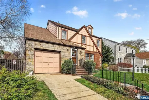 68 Ilford Avenue North Arlington NJ 07031