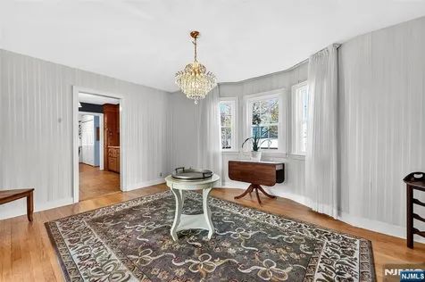 68 Ilford Avenue North Arlington NJ 07031