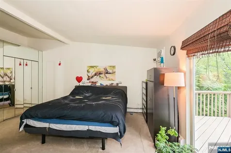 135 Cresskill Avenue Dumont NJ 07628