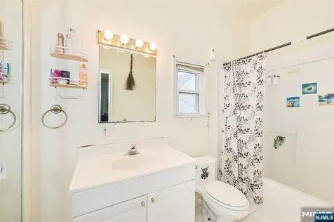 135 Cresskill Avenue Dumont NJ 07628