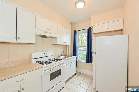 135 Cresskill Avenue Dumont NJ 07628