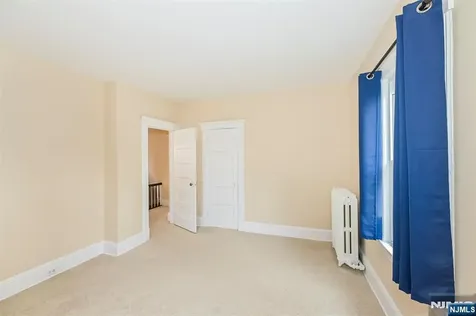 135 Cresskill Avenue Dumont NJ 07628