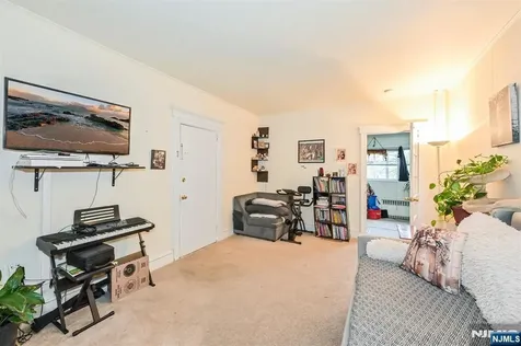 135 Cresskill Avenue Dumont NJ 07628
