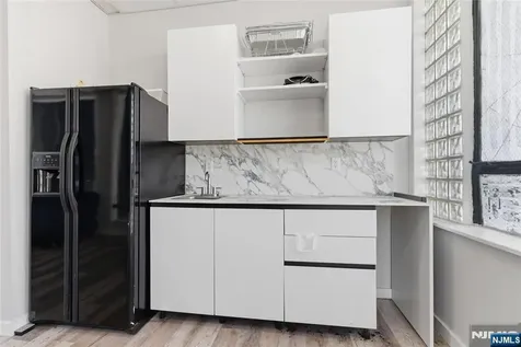 475 Westminster Place Lodi NJ 07644