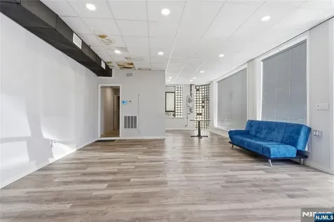 475 Westminster Place Lodi NJ 07644