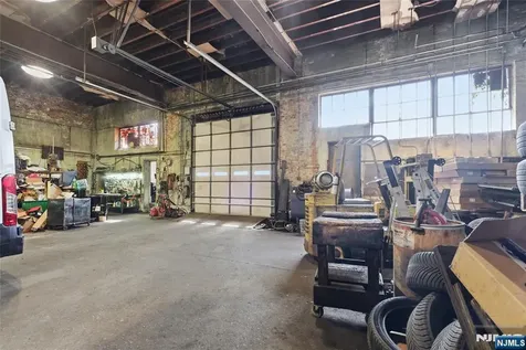 475 Westminster Place Lodi NJ 07644