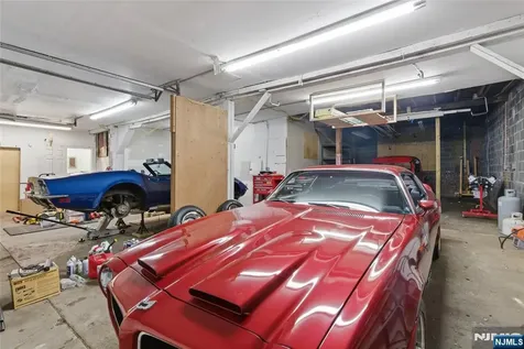 475 Westminster Place Lodi NJ 07644