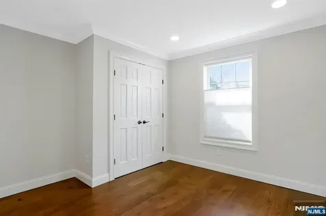 110 Terbell Parkway River Vale NJ 07675