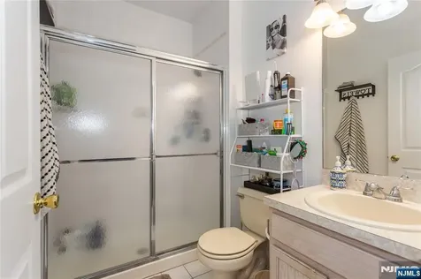 71 Parker Avenue Hawthorne NJ 07506