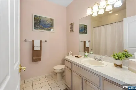71 Parker Avenue Hawthorne NJ 07506