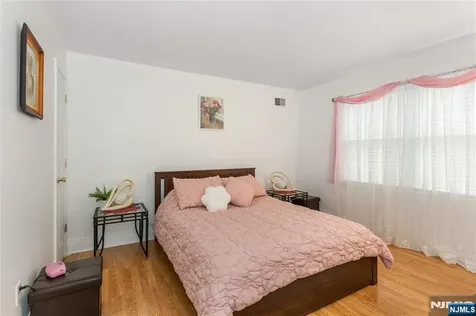 71 Parker Avenue Hawthorne NJ 07506