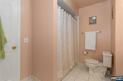 71 Parker Avenue Hawthorne NJ 07506