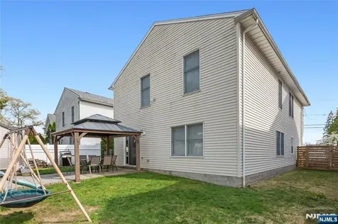 71 Parker Avenue Hawthorne NJ 07506