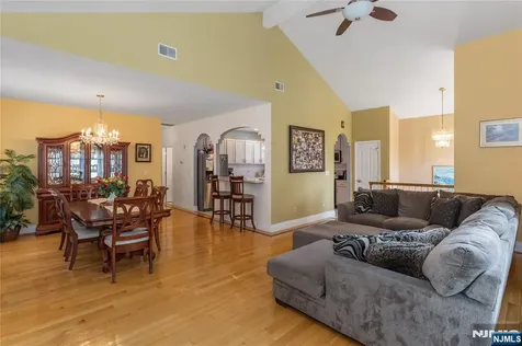 71 Parker Avenue Hawthorne NJ 07506
