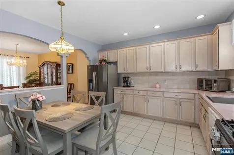 71 Parker Avenue Hawthorne NJ 07506