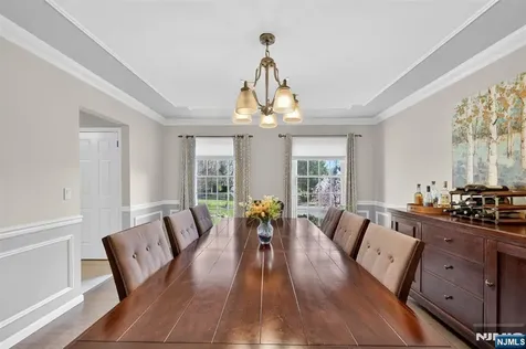 18 Stonewall Court Mahwah NJ 07430